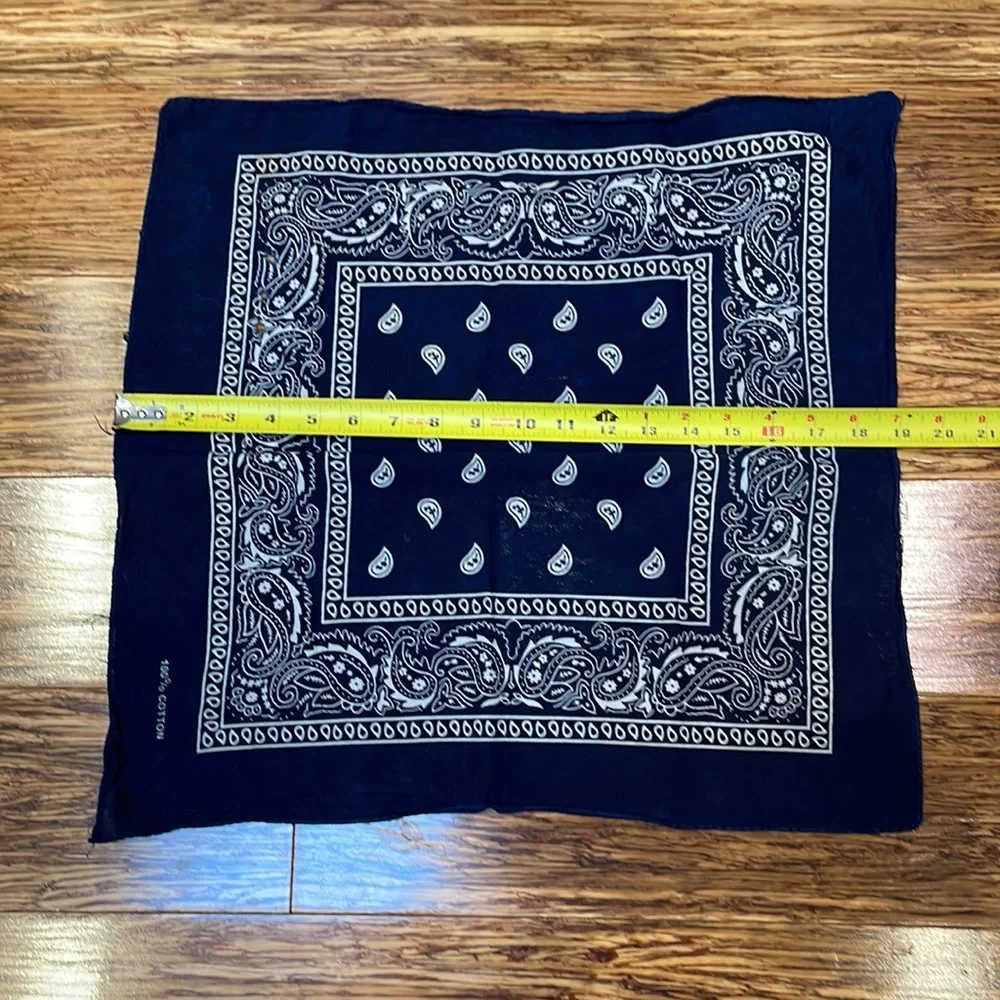 Vintage navy blue cotton 19” bandana scarf one size
